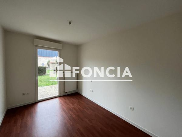 Location Appartement 3 pièces 63.39 m² - 20 RUE CAMILLE LEBEAU Chatellerault 86100