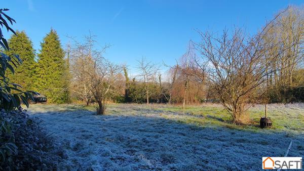 Beau terrain à bâtir de 2000m², école et commerces à pied
