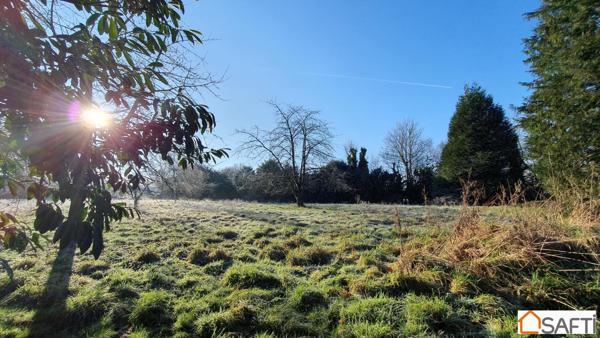 Beau terrain à bâtir de 2000m², école et commerces à pied