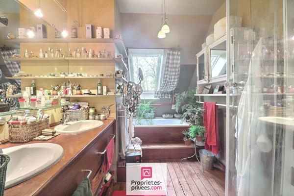 Maison Vaureal 8 pièce(s) 197.41 m2