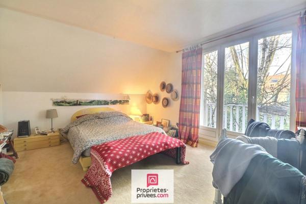 Maison Vaureal 8 pièce(s) 197.41 m2