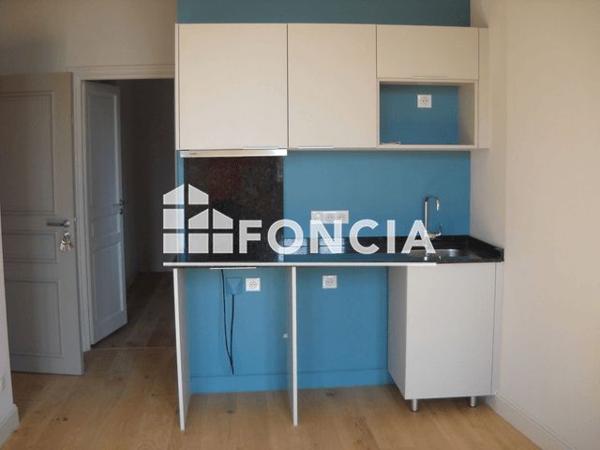 Location Appartement 2 pièces 35.4 m² - 108 RUE PHILONARDE Avignon 84000