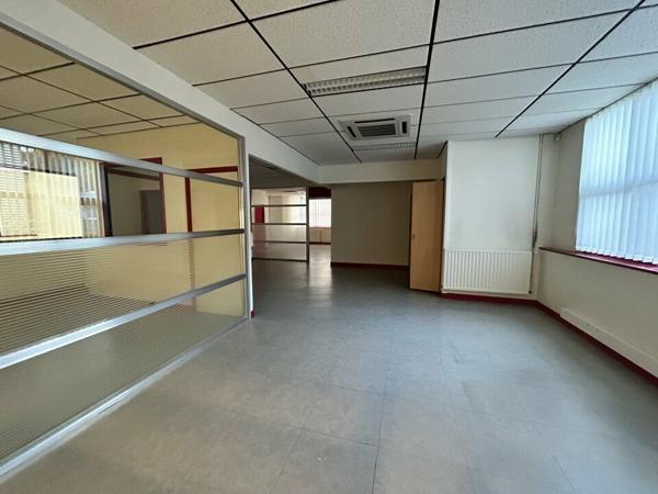 Le Creusot Zone d'activité - Bureaux 500 m² à louer