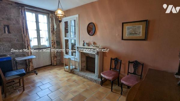 MAISON DE CARACTERE AU PORT JARDIN SUD