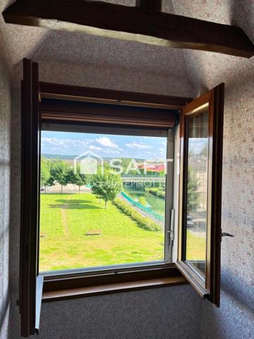 Belle maison de Type 4 sur 726 m2 de terrain dans quartier calme.