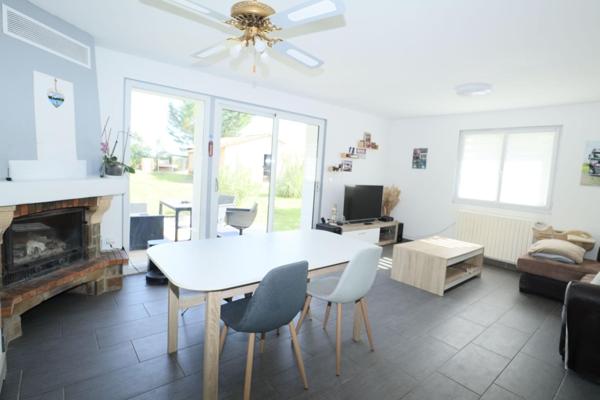 Maison 2 chambres avec garage et atelier sur terrain de 1700m2