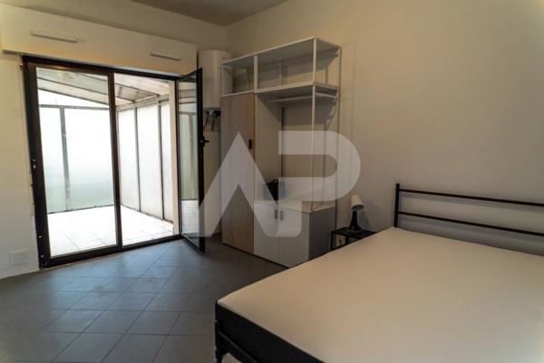 Studio dans une copropriété verdoyante, idéalement situé en cent €168 000 ** - Ref : 82617347Q