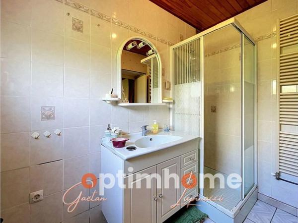 Maison 93 m² avec jardin, garage et combles aménageables à Moyeuvre-Grande(57)