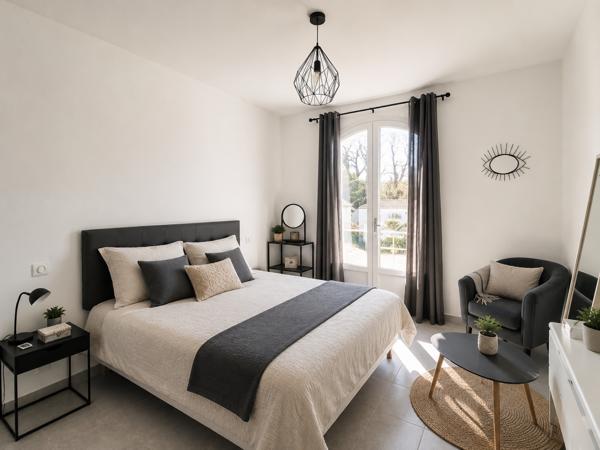 Villa
                                                                                                                                                                                                                                                                                                                        6 pièce(s)                                                                                                                                                                                                          4 chambre(s)                                                                                                                                                                                                          175  m²