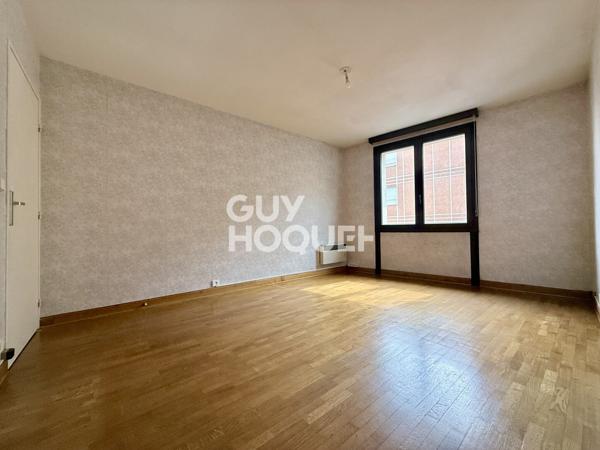 Appartement à louer de 5 pièces de 142 m² avec garage double