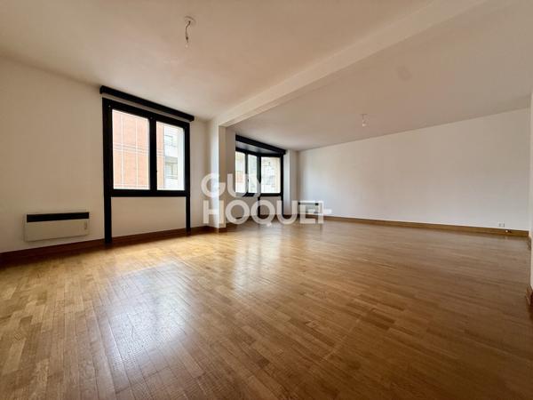 Appartement à louer de 5 pièces de 142 m² avec garage double