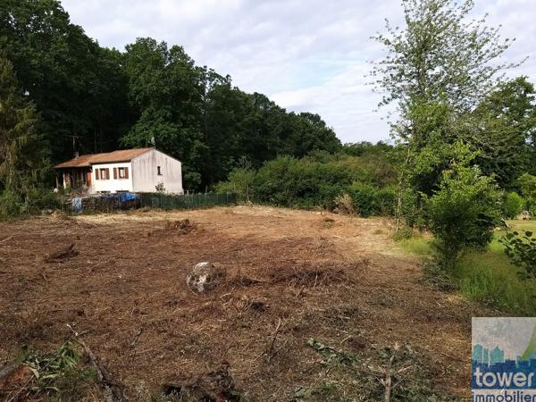Terrain à bâtir de 2640 m2 près de Sers à 14 mn de Soyaux