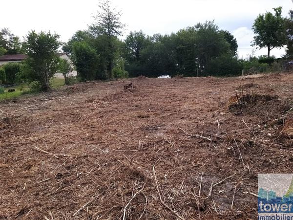 Terrain à bâtir de 2640 m2 près de Sers à 14 mn de Soyaux