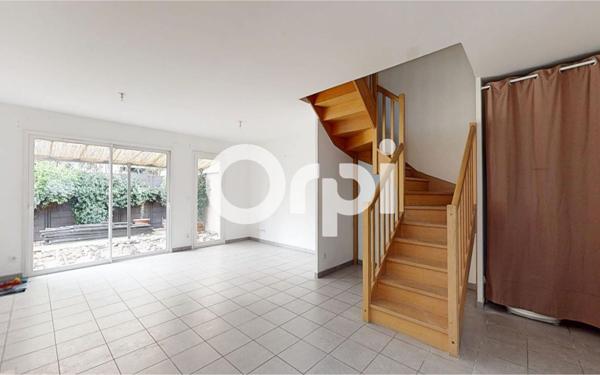 Maison à vendre    5 pièces • 101,50 m2 Bron