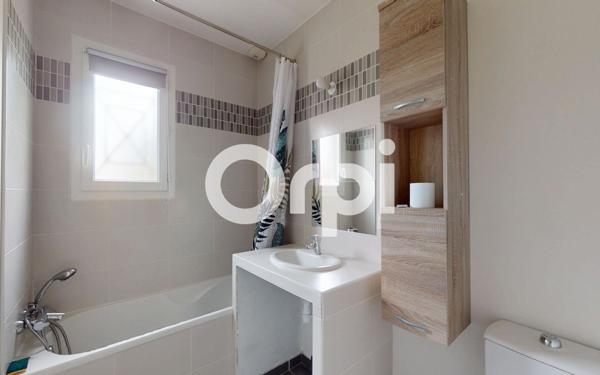 Maison à vendre    5 pièces • 101,50 m2 Bron