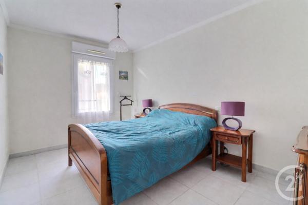 Appartement F3 à vendre  3 pièces - 61 m2 FREJUS - 83