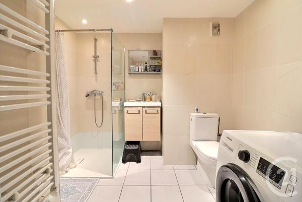 Appartement F3 à vendre  3 pièces - 61 m2 FREJUS - 83