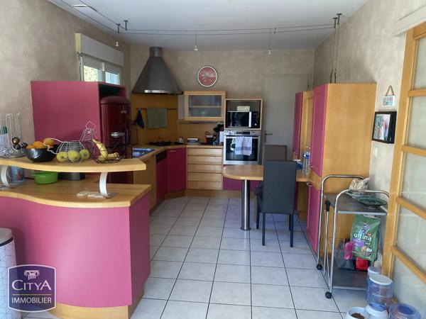 Maison à vendre 6 pièces 126m² Bonchamp-lès-Laval (53960)