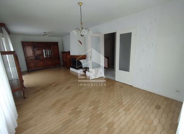 Maison Vesoul 5 pièce(s) 90.8 m2