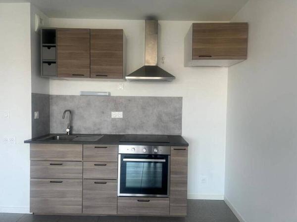 Appartement 3 pièces                                        - 44400 Rezé Réf : 12064