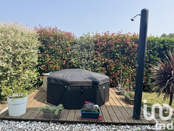 Maison 5 pièces de 118 m² à Hourtin (33990)