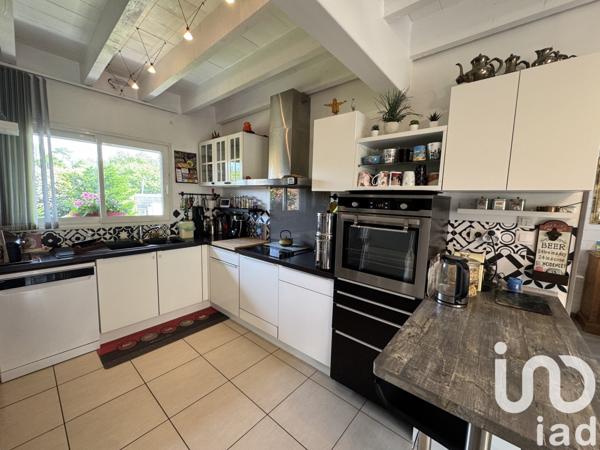 Maison 5 pièces de 118 m² à Hourtin (33990)