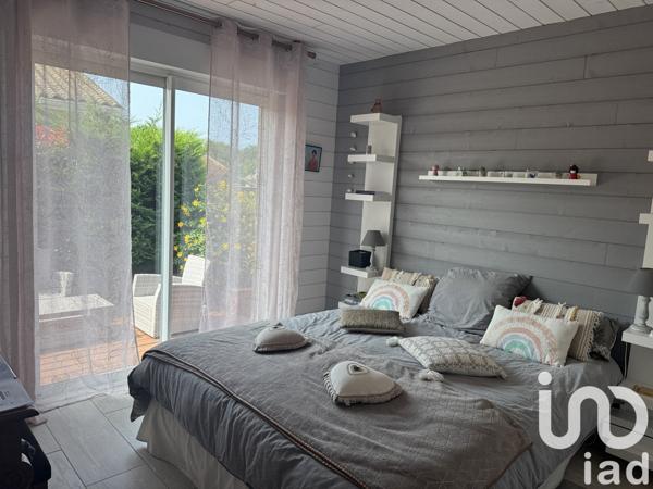 Maison 5 pièces de 118 m² à Hourtin (33990)