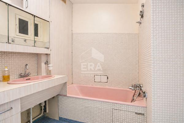 Appartement 4 pièces - LUMINEUX-BALCON-PARKING & CAVE