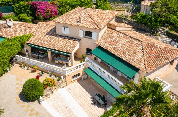 Vente Villa de luxe Antibes 7 Pièces 271 m²