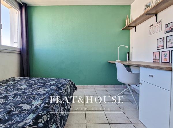 Appartement
                                                                                                                                                                                                                                                                                                                        3 pièce(s)                                                                                                                                                                                                          2 chambre(s)                                                                                                                                                                                                          55  m²
