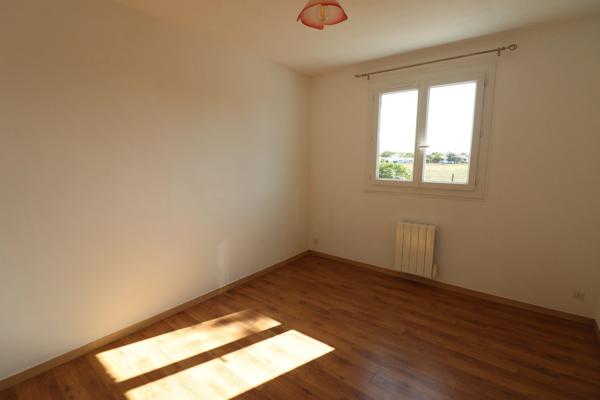 Maison à louer 4 pièces à BORDS 17