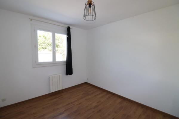Maison à louer 4 pièces à BORDS 17