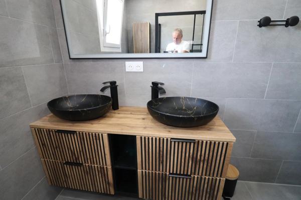 Maison à louer 4 pièces à BORDS 17