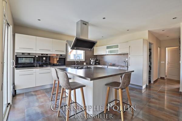 Belle contemporaine au calme