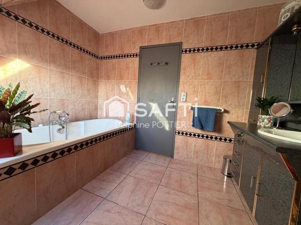 Maison 151m2, 6 pièces, 4 chambres, un bureau