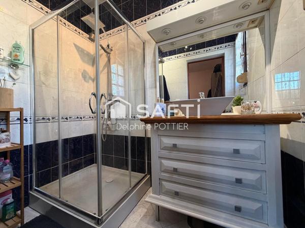 Maison 151m2, 6 pièces, 4 chambres, un bureau