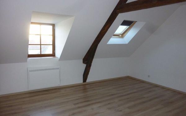 Appartement à louer    1 pièce •  Laon