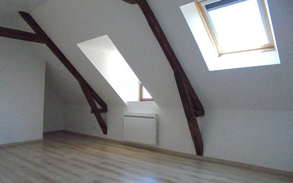 Appartement à louer    1 pièce •  Laon