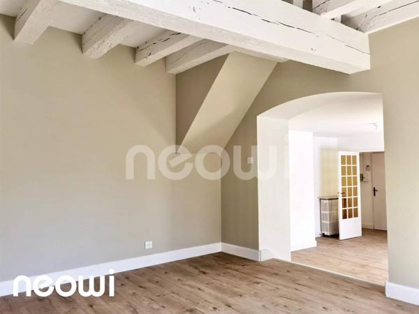 À louer – Superbe appartement T6 duplex de 118 m² en plein centre-ville d'Aurillac