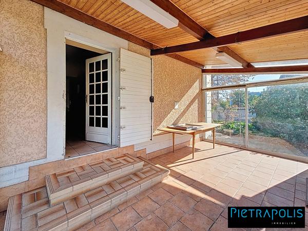 Maison de ville-4 chambres-garages - jardin