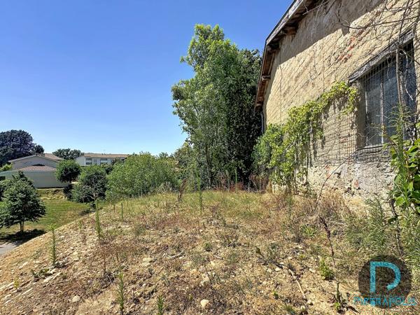 À vendre – Grange à réinventer, beau potentiel de rénovation CHATILLON-SUR-CHALARONNE