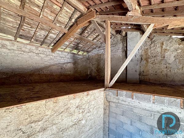 À vendre – Grange à réinventer, beau potentiel de rénovation CHATILLON-SUR-CHALARONNE