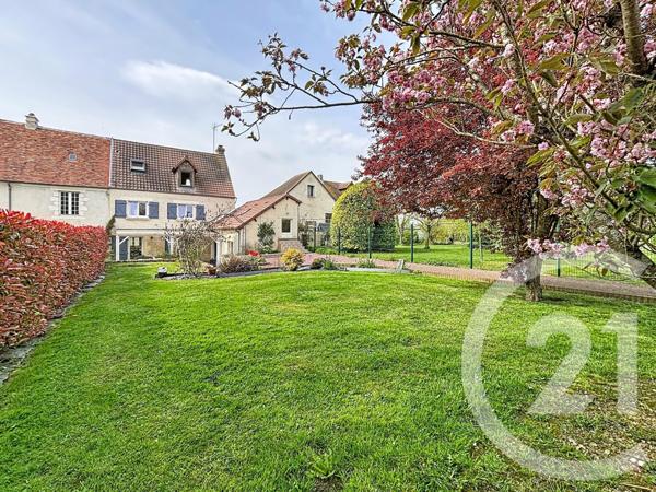 Maison à vendre  8 pièces - 93,60 m2 ARGENTAN - 61