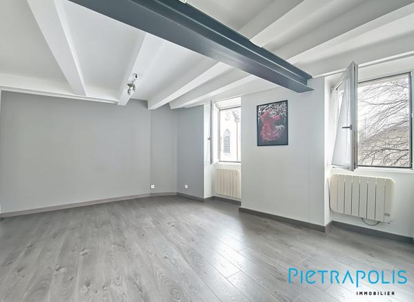 Appartement T3 de 57m² - dans l'hyper centre de Gex