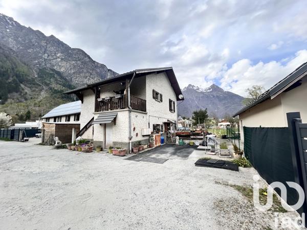 Maison à vendre 6 pièces 123 m² Le Bourg-d'Oisans