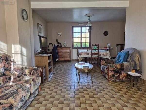 Maison à vendre à Saint-Jouan-des-Guérets en Ille-et-Vilaine (35430), ref : 089/3291