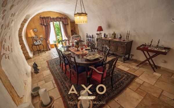 ALLEMAGNE-EN-PROVENCE - BASTIDE - 696 m² - 5 HABITATIONS - PISCINE 15x7 - TERRAIN 1 HA - 995 000 €