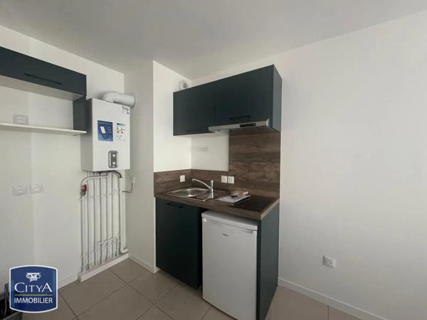 Appartement à louer 2 pièces 40.94m² Lons (64140)