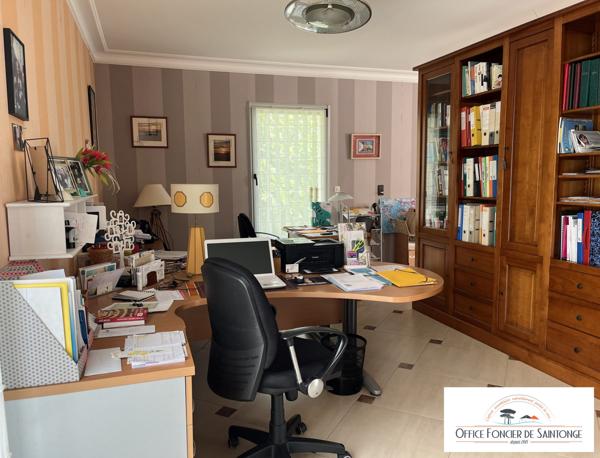 MAGNIFIQUE MAISON DE PLAIN-PIED