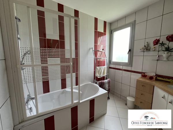 MAGNIFIQUE MAISON DE PLAIN-PIED